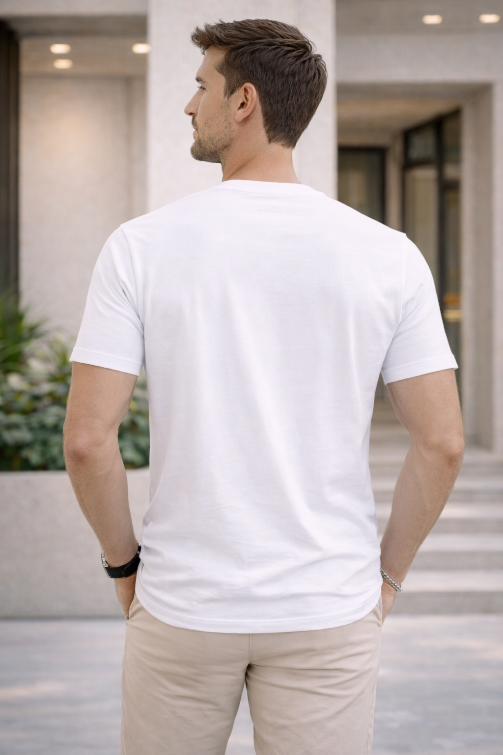 CLN-KONTÜRLÜ BASKI B.YAKA TSHIRT